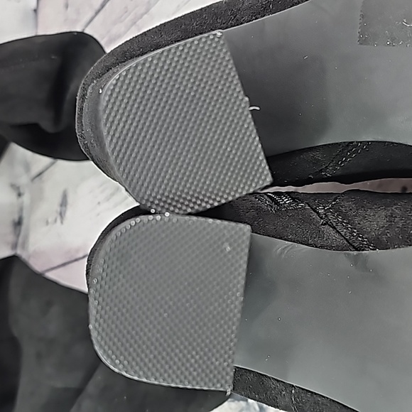 NWB Wild Pair Bravy Microsuede Over The Knee Boots Black size 6 - Picture 6 of 9